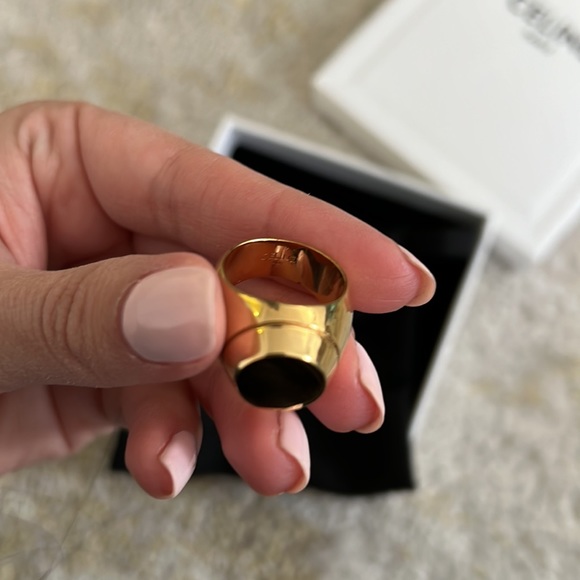 Celine Ring - Picture 3 of 13